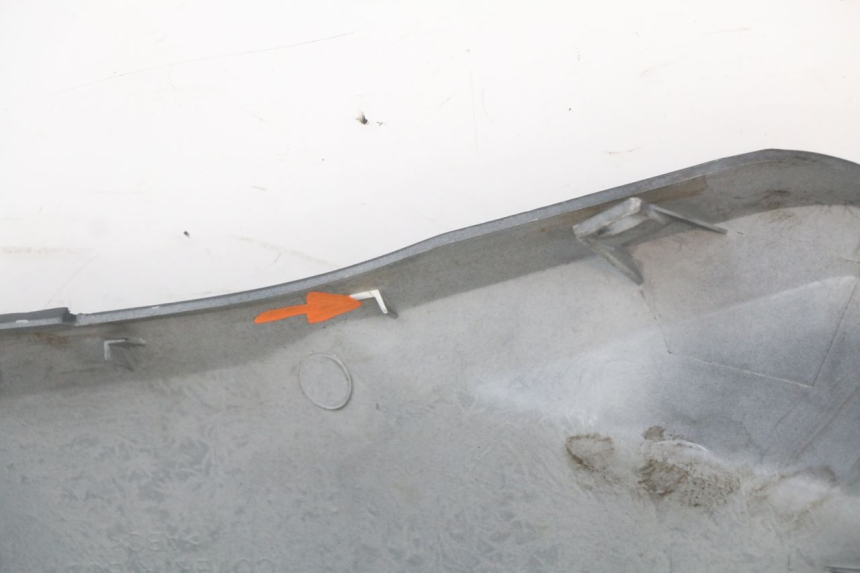 photo de REAR RIGHT PANEL KYMCO SUPER 8 4T 50 (2018 - 2020)