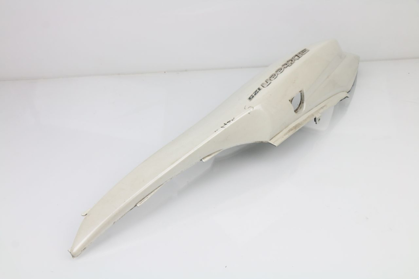 photo de RIGHT REAR SIDE PANEL SUZUKI SIXTEEN 125 (2008 - 2010)