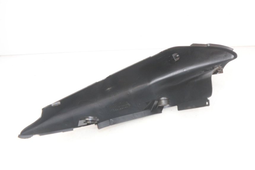 photo de RIGHT REAR SIDE PANEL SUZUKI SV N 650 (1999 - 2002)