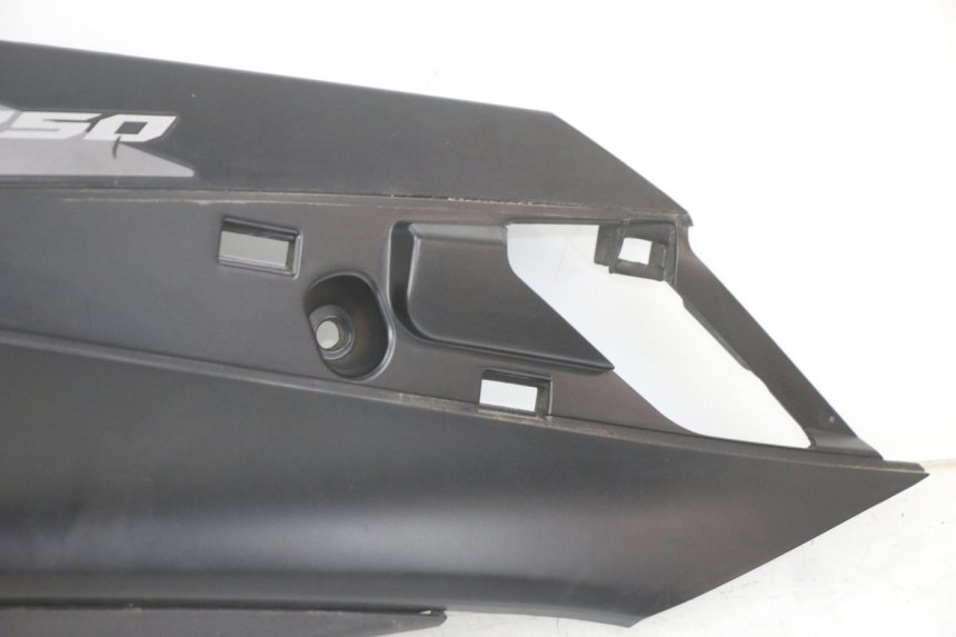 photo de RIGHT REAR SIDE PANEL APRILIA SXR 50 (2021 - 2023)
