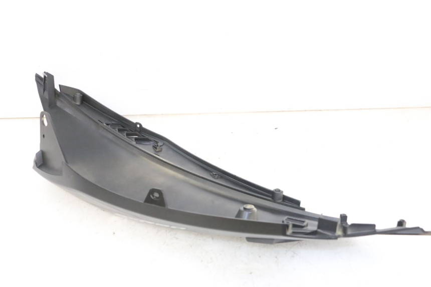 photo de RIGHT REAR SIDE PANEL APRILIA SXR 50 (2021 - 2023)