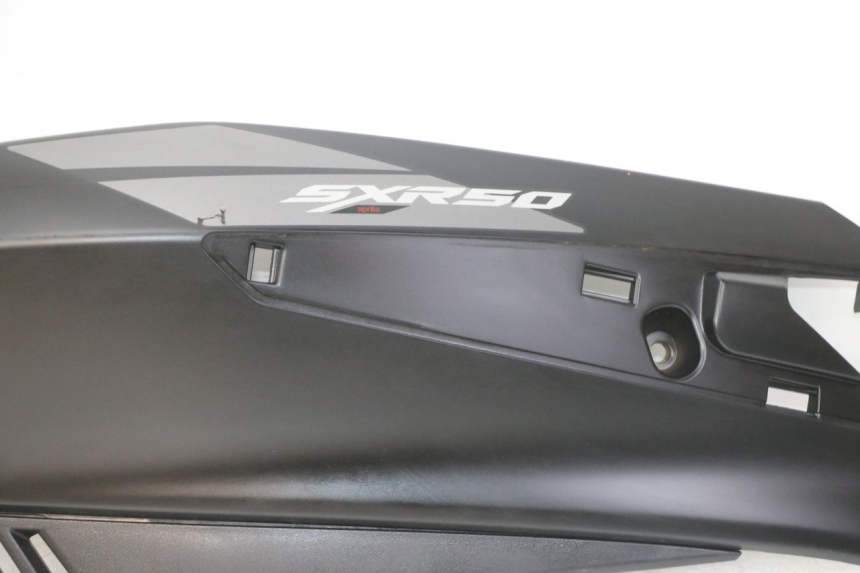 photo de RIGHT REAR SIDE PANEL APRILIA SXR 50 (2021 - 2023)