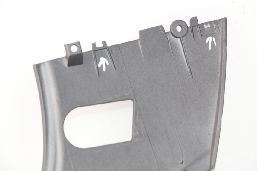 photo de REAR RIGHT PANEL SYM GTS EFI ABS 125 (2012 - 2016)