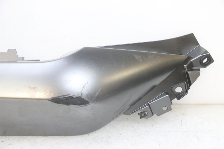 photo de REAR RIGHT PANEL YAMAHA TRICITY 300 (2020 - 2024) - Focus on structure