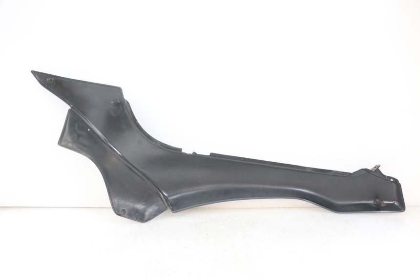 photo de RIGHT REAR SIDE PANEL TRIUMPH SPEED TRIPLE T301 900 (1994 - 1996)