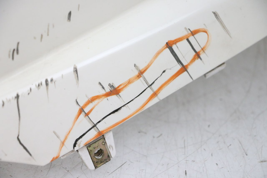 photo de REAR RIGHT PANEL PEUGEOT TWEET PRO EFI 4T 50 (2021 - 2022)