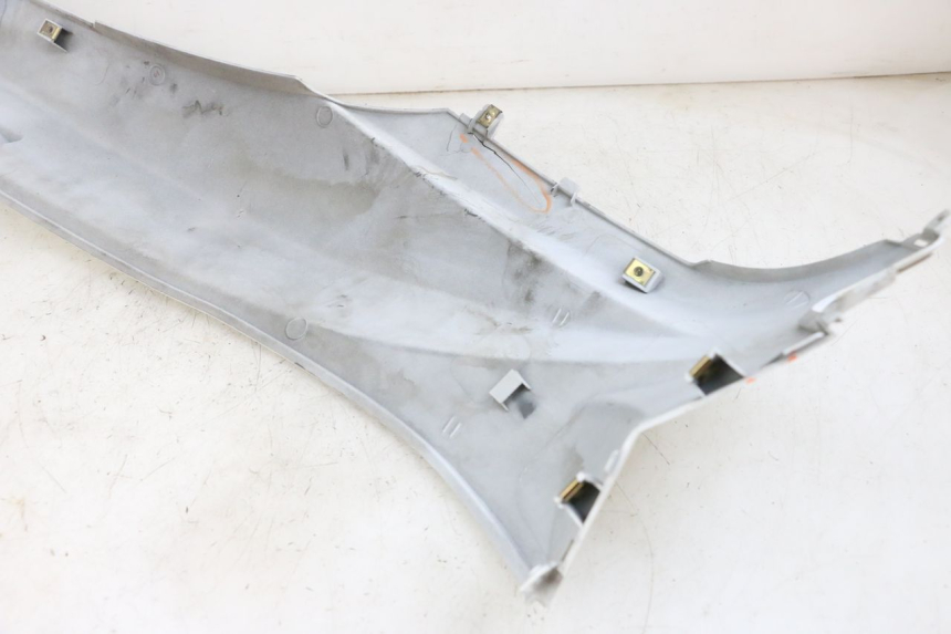 photo de REAR RIGHT PANEL PEUGEOT TWEET PRO EFI 4T 50 (2021 - 2022)