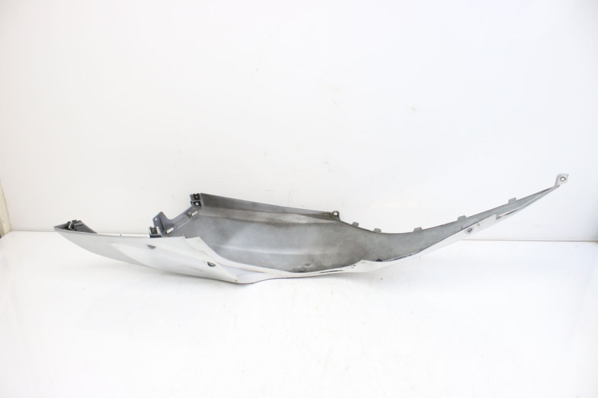 photo de RIGHT REAR SIDE PANEL SUZUKI UH BURGMAN 125 (2002 - 2006)