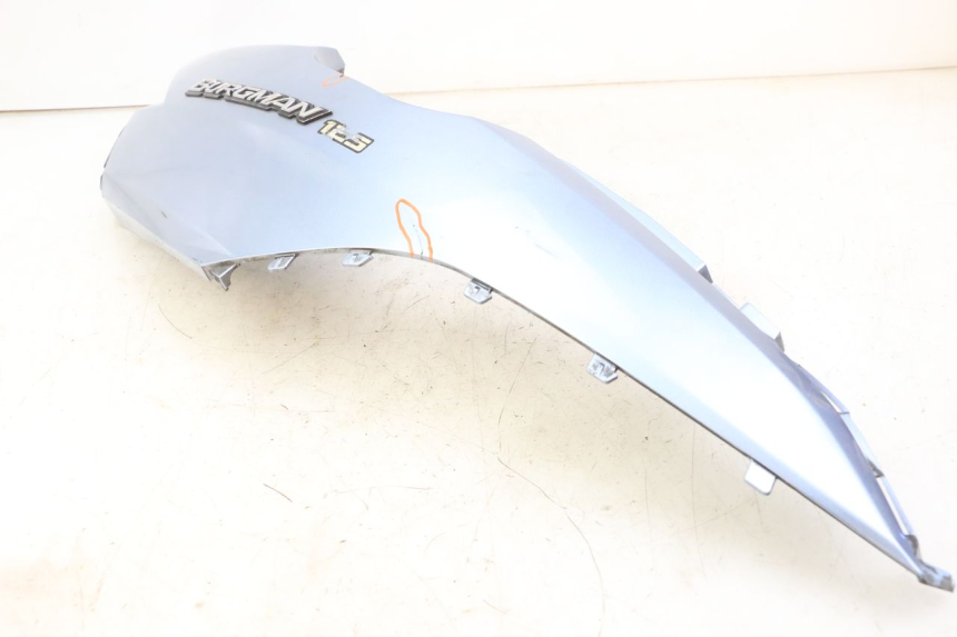 photo de RIGHT REAR SIDE PANEL SUZUKI UH BURGMAN 125 (2002 - 2006)