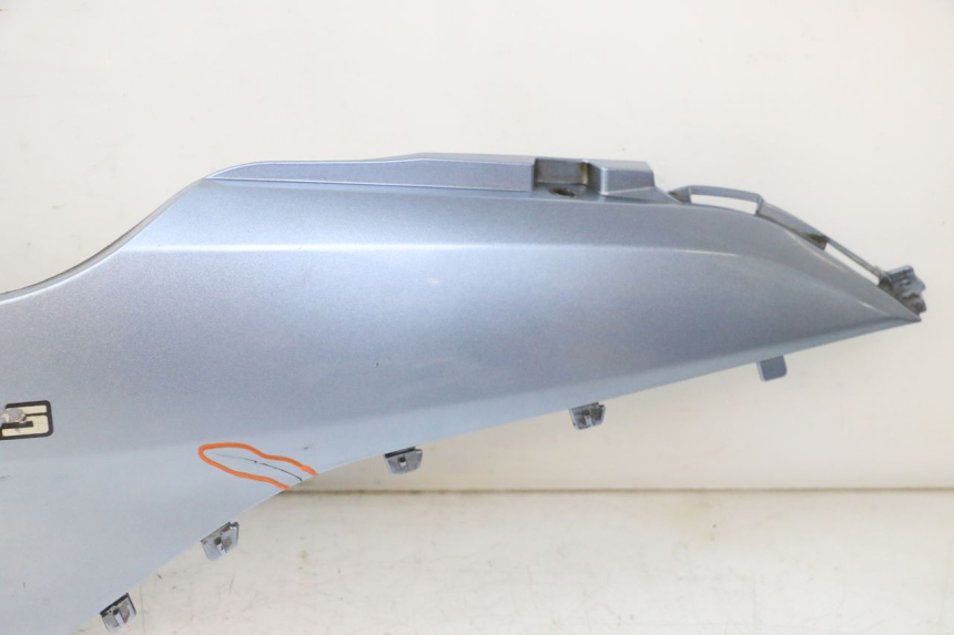 photo de RIGHT REAR SIDE PANEL SUZUKI UH BURGMAN 125 (2002 - 2006)