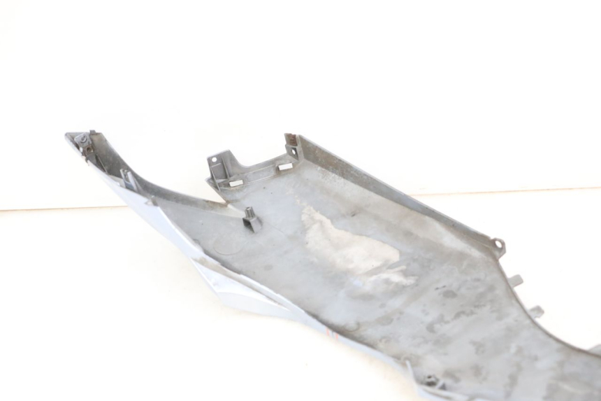 photo de RIGHT REAR SIDE PANEL SUZUKI UH BURGMAN 125 (2002 - 2006)