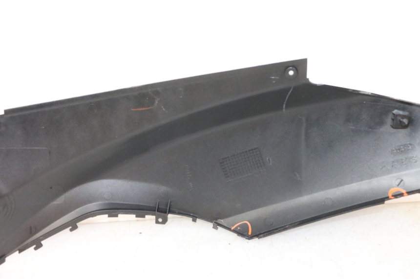photo de REAR RIGHT PANEL MBK WAAP 125 (2008 - 2013)