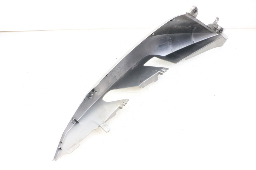 photo de RIGHT REAR SIDE PANEL YAMAHA XMAX X-MAX ABS 125 (2017 - 2020)