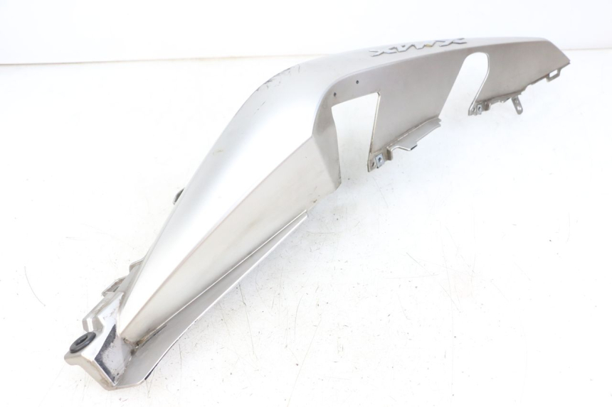 photo de RIGHT REAR SIDE PANEL YAMAHA XMAX X-MAX ABS 125 (2017 - 2020)