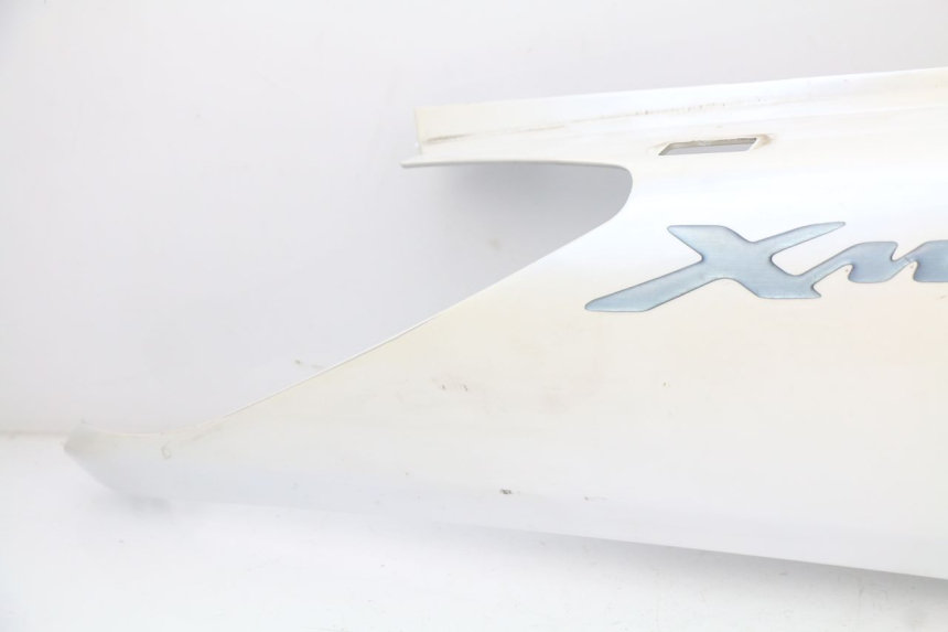 photo de RIGHT REAR SIDE PANEL YAMAHA XMAX X-MAX 125 (2006 - 2009)