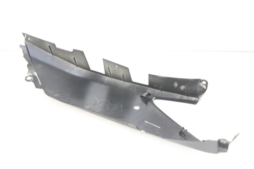 photo de REAR RIGHT PANEL YAMAHA X-MAX XMAX 125 (2010 - 2014)