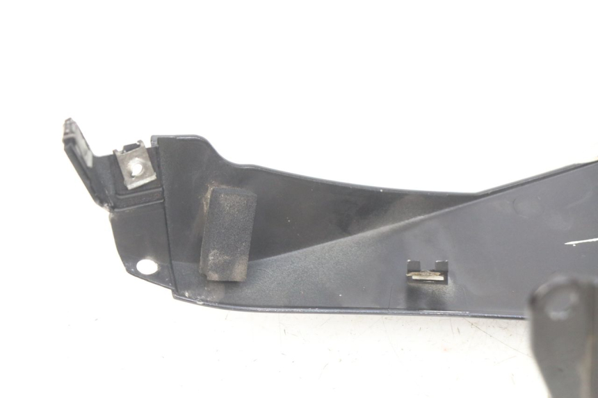 photo de REAR RIGHT PANEL YAMAHA X-MAX XMAX 125 (2010 - 2014)
