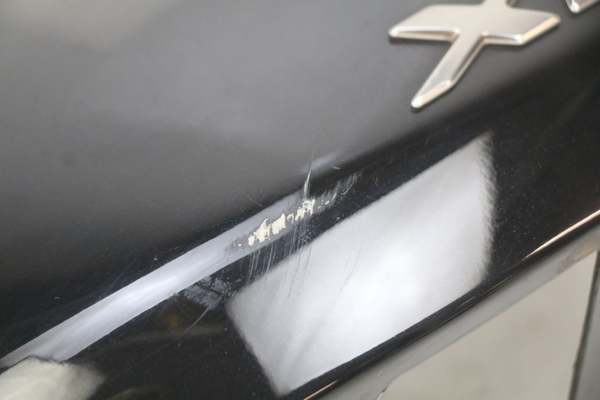 photo de REAR RIGHT PANEL YAMAHA X-MAX XMAX 125 (2010 - 2014)