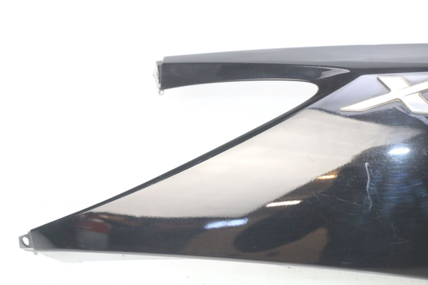 photo de REAR RIGHT PANEL YAMAHA X-MAX XMAX 125 (2010 - 2014)