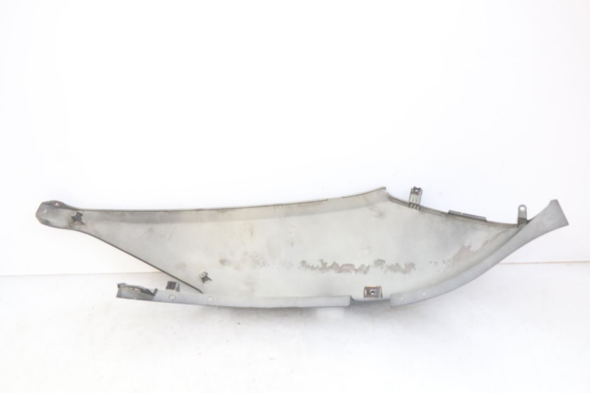photo de RIGHT REAR SIDE PANEL YAMAHA XMAX X-MAX 125 (2006 - 2009)