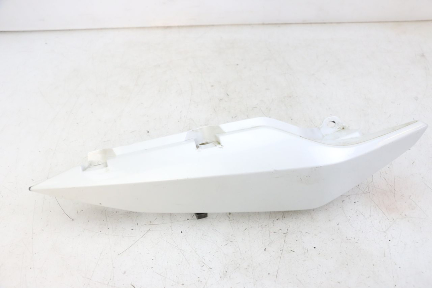 photo de REAR RIGHT PANEL YAMAHA XJ6 ABS 600 (2008 - 2016)