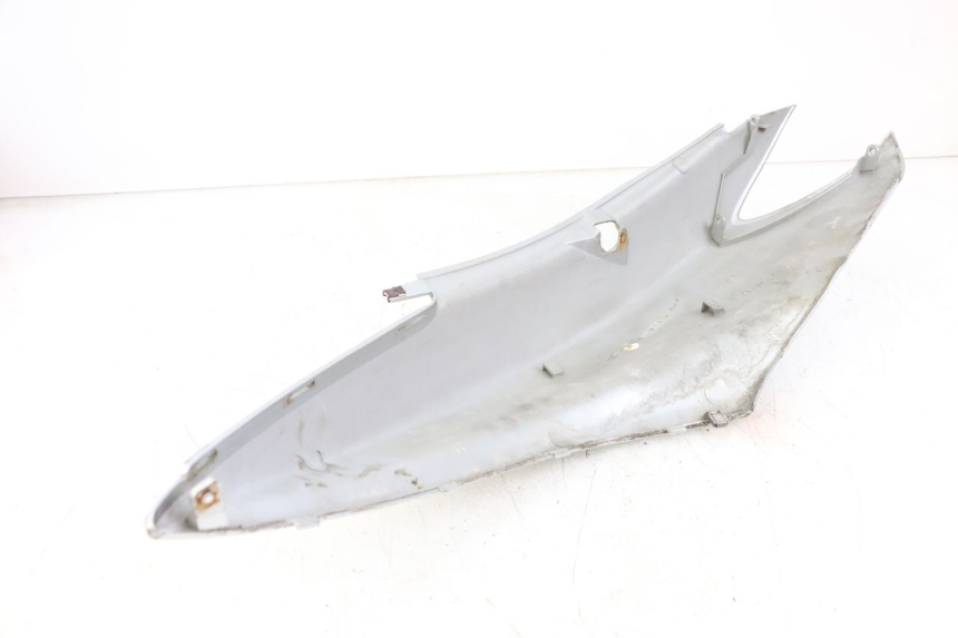 photo de RIGHT REAR SIDE PANEL YAMAHA CYGNUS X 125 (2004 - 2007)