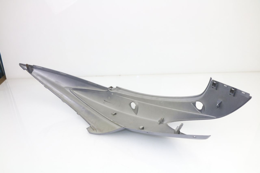 photo de REAR RIGHT PANEL YAMAHA CYGNUS X INJECTION 125 (2007 - 2013)