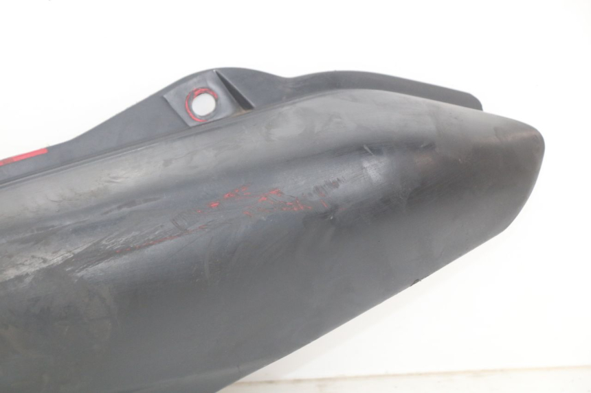 photo de RIGHT REAR SIDE PANEL YAMAHA FZS FAZER 600 (1998 - 2001)