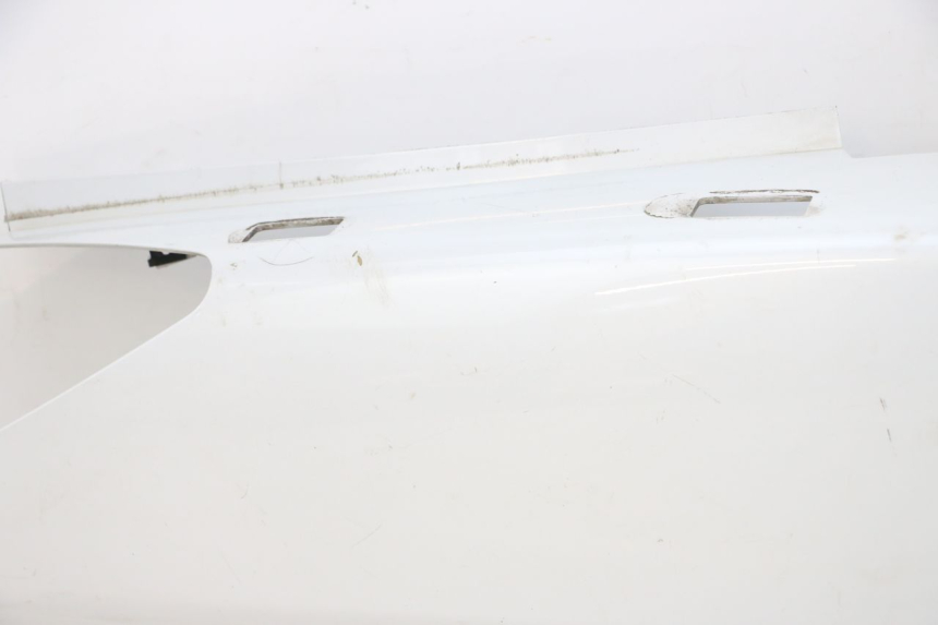 photo de RIGHT REAR SIDE PANEL YAMAHA X-MAX XMAX 250 (2006 - 2009)