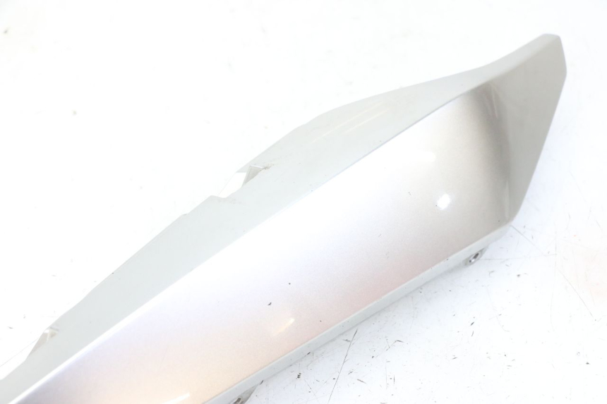 photo de REAR RIGHT PANEL YAMAHA XJ6 600 (2008 - 2016)