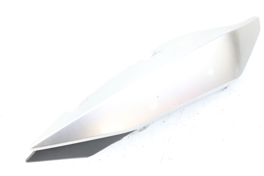photo de REAR RIGHT PANEL YAMAHA XJ6 600 (2008 - 2016)