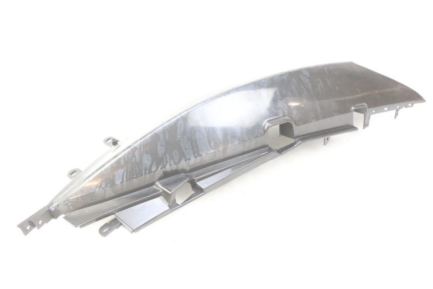 photo de RIGHT REAR SIDE PANEL YAMAHA XP T-MAX TMAX ABS 500 (2004 - 2007)
