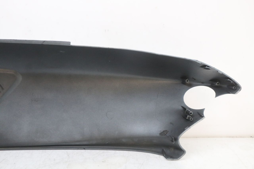 photo de REAR RIGHT PANEL YAMAHA YP MAJESTY 125 (2002 - 2006)