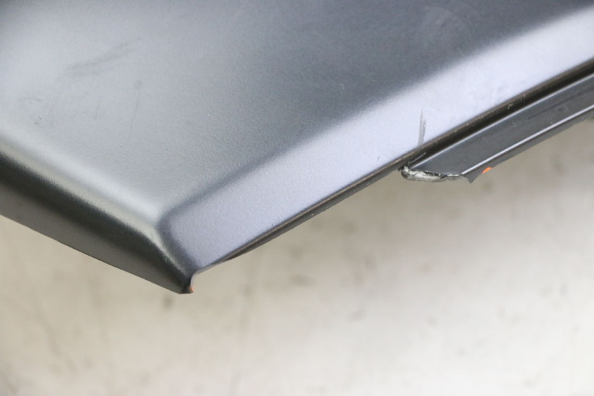 photo de REAR RIGHT PANEL YAMAHA YP T-MAX TMAX 530 (2017 - 2020)