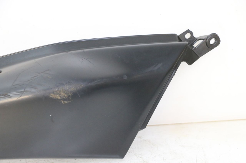 photo de REAR RIGHT PANEL YAMAHA YP T-MAX TMAX 530 (2017 - 2020)