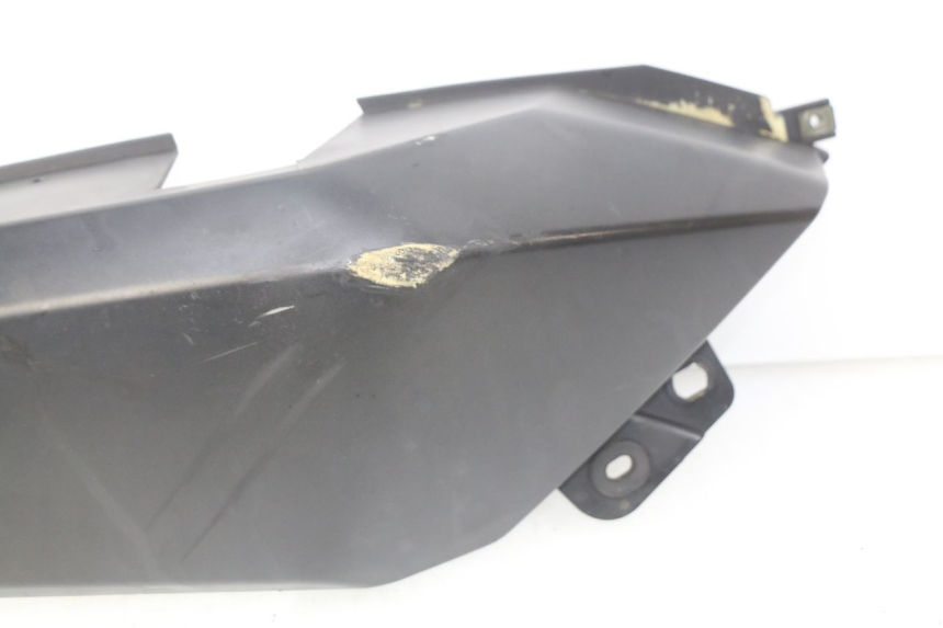 photo de RIGHT REAR SIDE PANEL YAMASAKI YM T 125 (2015 - 2020)
