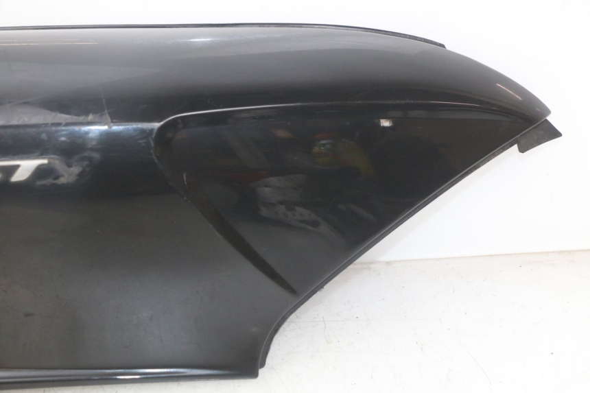 photo de RIGHT REAR SIDE PANEL YAMAHA YP MAJESTY 125 (2007 - 2010)