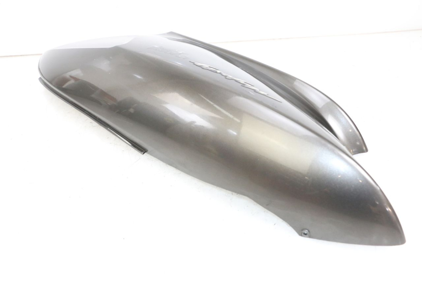 photo de REAR RIGHT PANEL YAMAHA YP MAJESTY 125 (2002 - 2006)