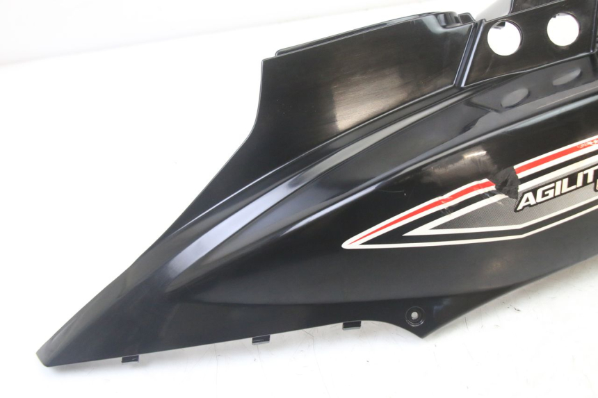 photo de LEFT REAR SIDE PANEL KYMCO AGILITY 4T 50 (2005 - 2018)