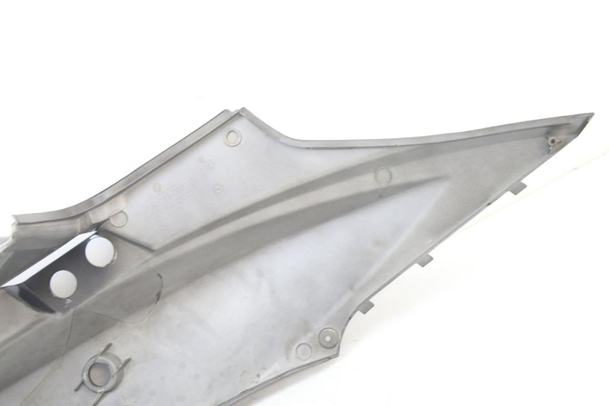 photo de LEFT REAR SIDE PANEL KYMCO AGILITY 4T 50 (2005 - 2018)