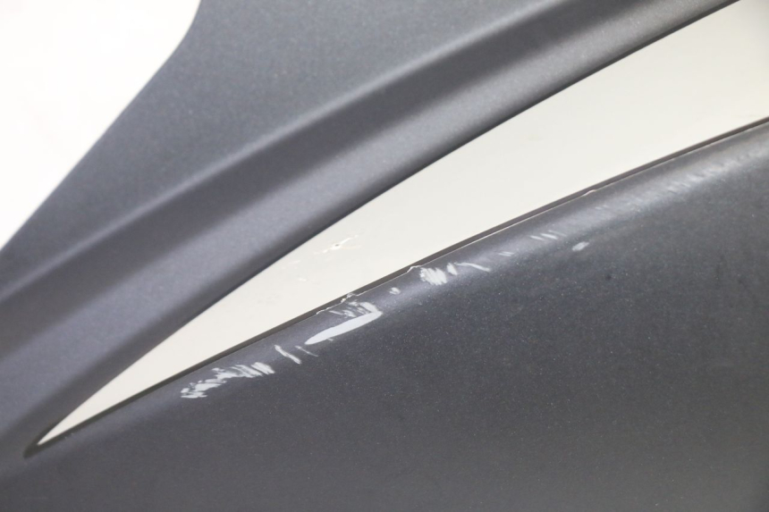 photo de LEFT REAR SIDE PANEL KYMCO AGILITY 4T 50 (2018 - 2022) - Alternative perspective