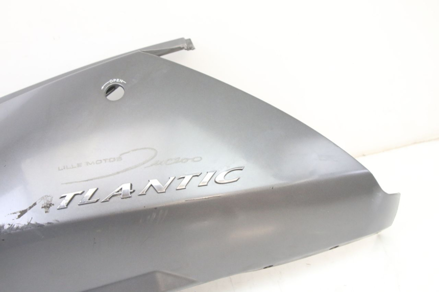 photo de REAR LEFT PANEL APRILIA ATLANTIC 125 (2003 - 2009)
