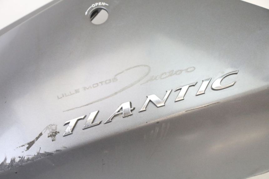 photo de REAR LEFT PANEL APRILIA ATLANTIC 125 (2003 - 2009)