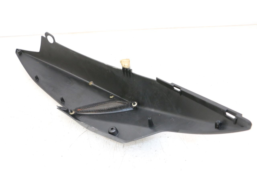 photo de REAR LEFT PANEL APRILIA SR MOTARD 50 (2012 - 2018)