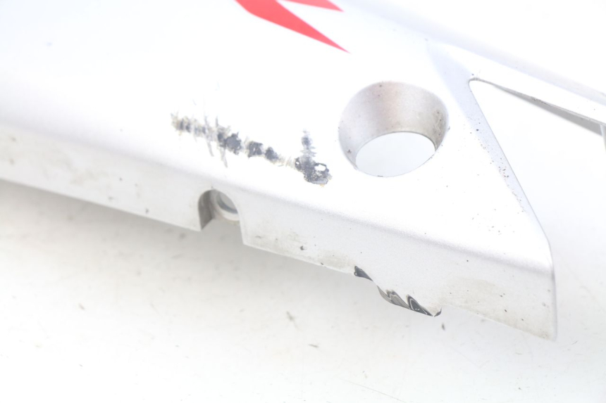 photo de REAR LEFT PANEL HONDA CBR R 125 (2003 - 2006)