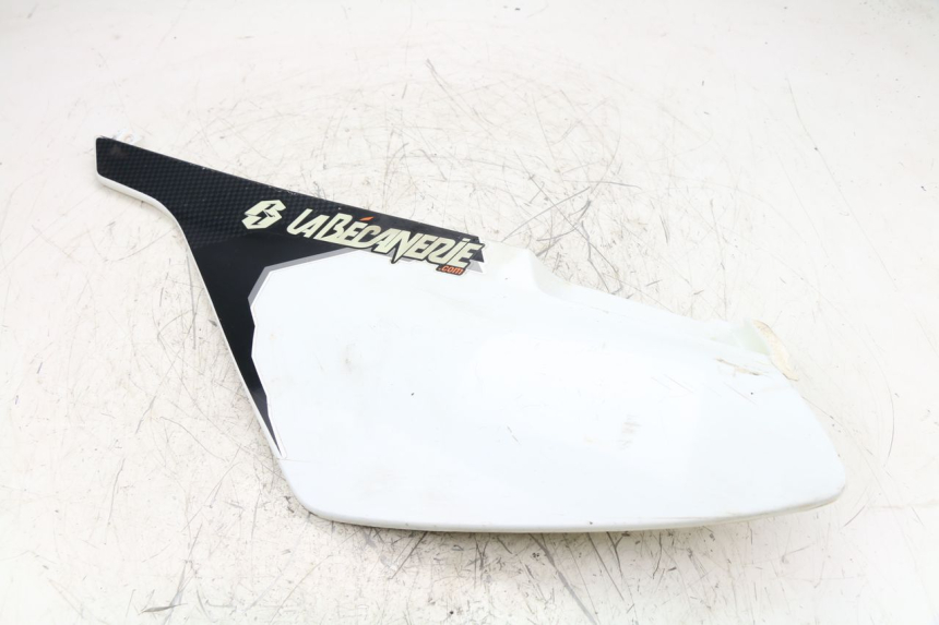 photo de LEFT REAR SIDE PANEL DERBI SENDA SM X-TREME 50 (2006 - 2010)