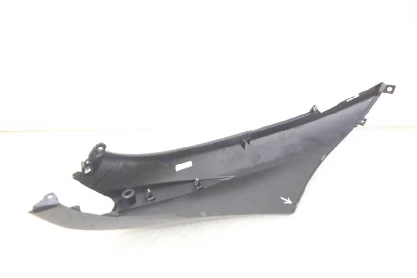 photo de LEFT REAR SIDE PANEL PIAGGIO FLY 4T 50 (2013 - 2017)