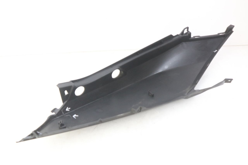 photo de LEFT REAR SIDE PANEL HONDA FORZA 125 (2015 - 2016)