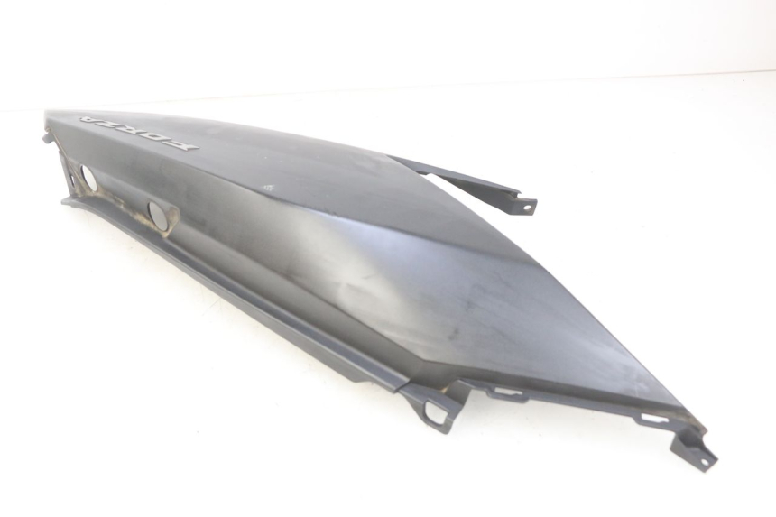 photo de LEFT REAR SIDE PANEL HONDA FORZA 125 (2015 - 2016)