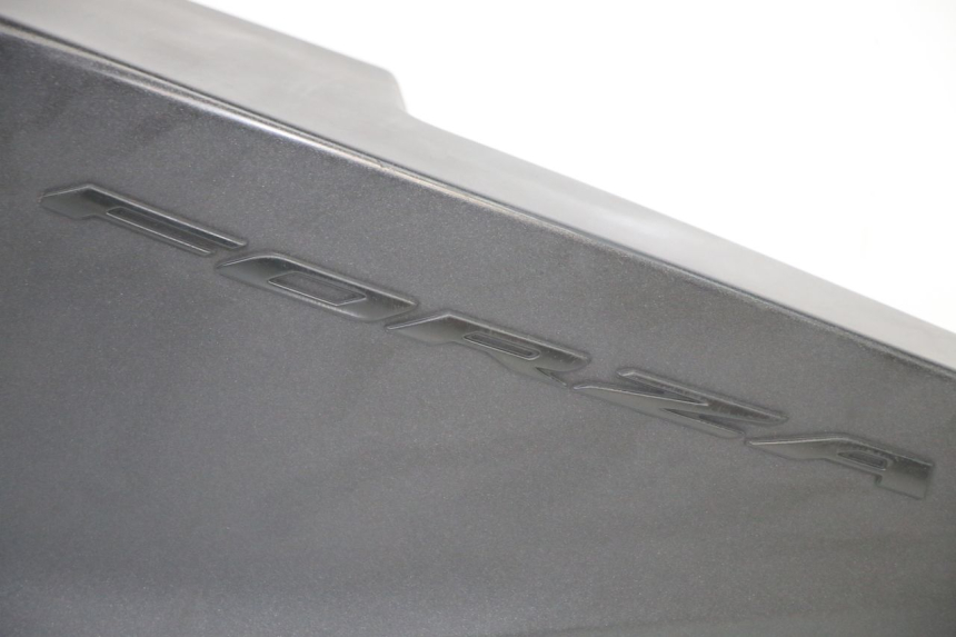 photo de REAR LEFT PANEL HONDA FORZA 125 (2021 - 2025)